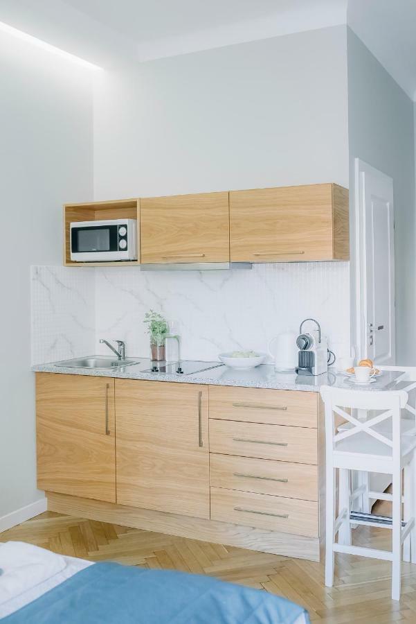 ורשה Apartel Plac Unii Lubelskiej Studio מראה חיצוני תמונה
